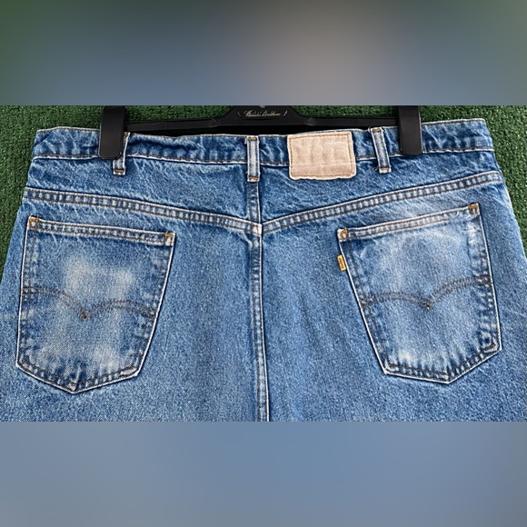Vintage 80’s Levi's Relaxed Fit Brown Tab Denim Distressed Jeans Men’s 39x29 - Picture 7 of 11